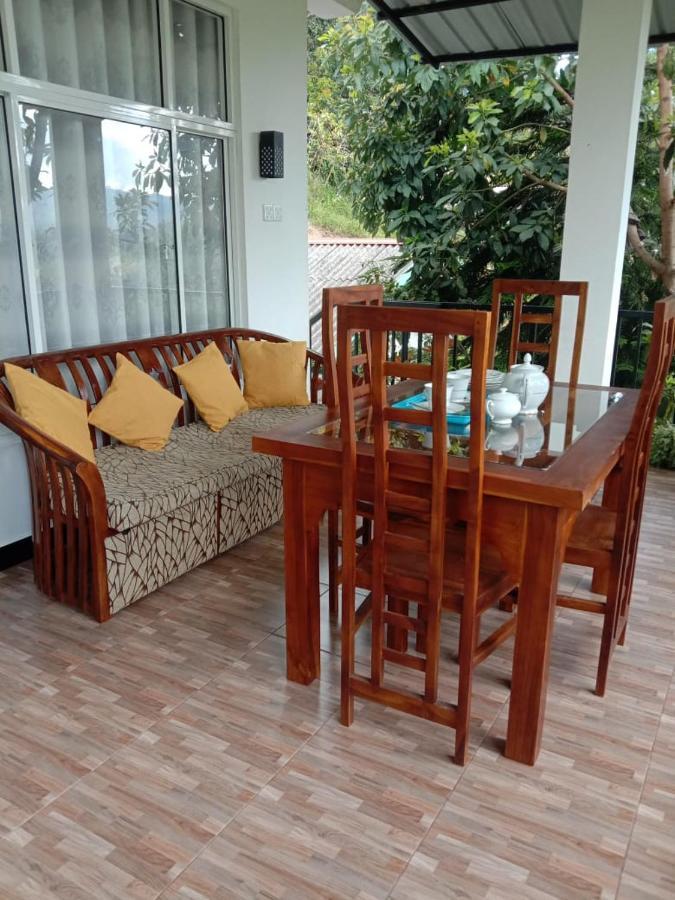 Charming View Homestay Елла Екстер'єр фото